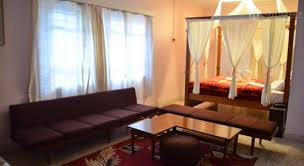 ROYAL DELUXE SUITE 