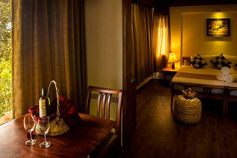 valley facing suite with bathtub 