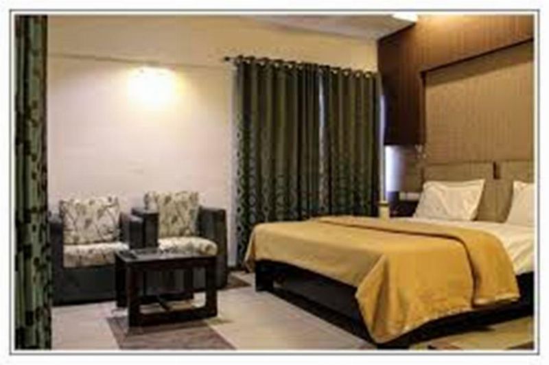 Single AC Room 