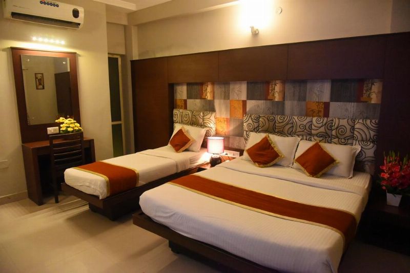 Triple Deluxe Room 