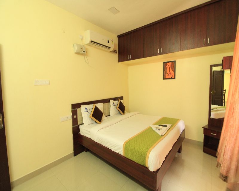 3 BHK (2 Bedrooms AC Room,1 Non AC Room) 