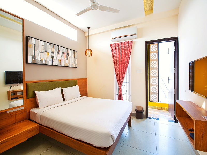 Balcony room 