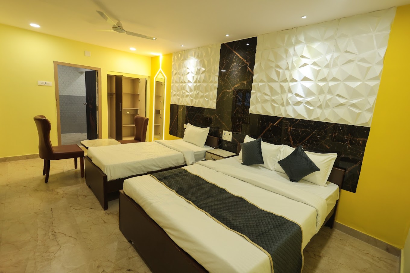 Deluxe Triple Room 