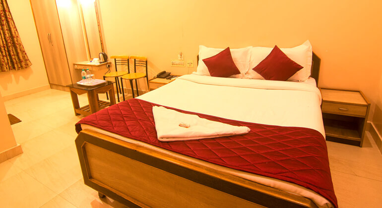 Single AC Room 