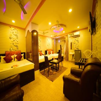 AC Six bed room 