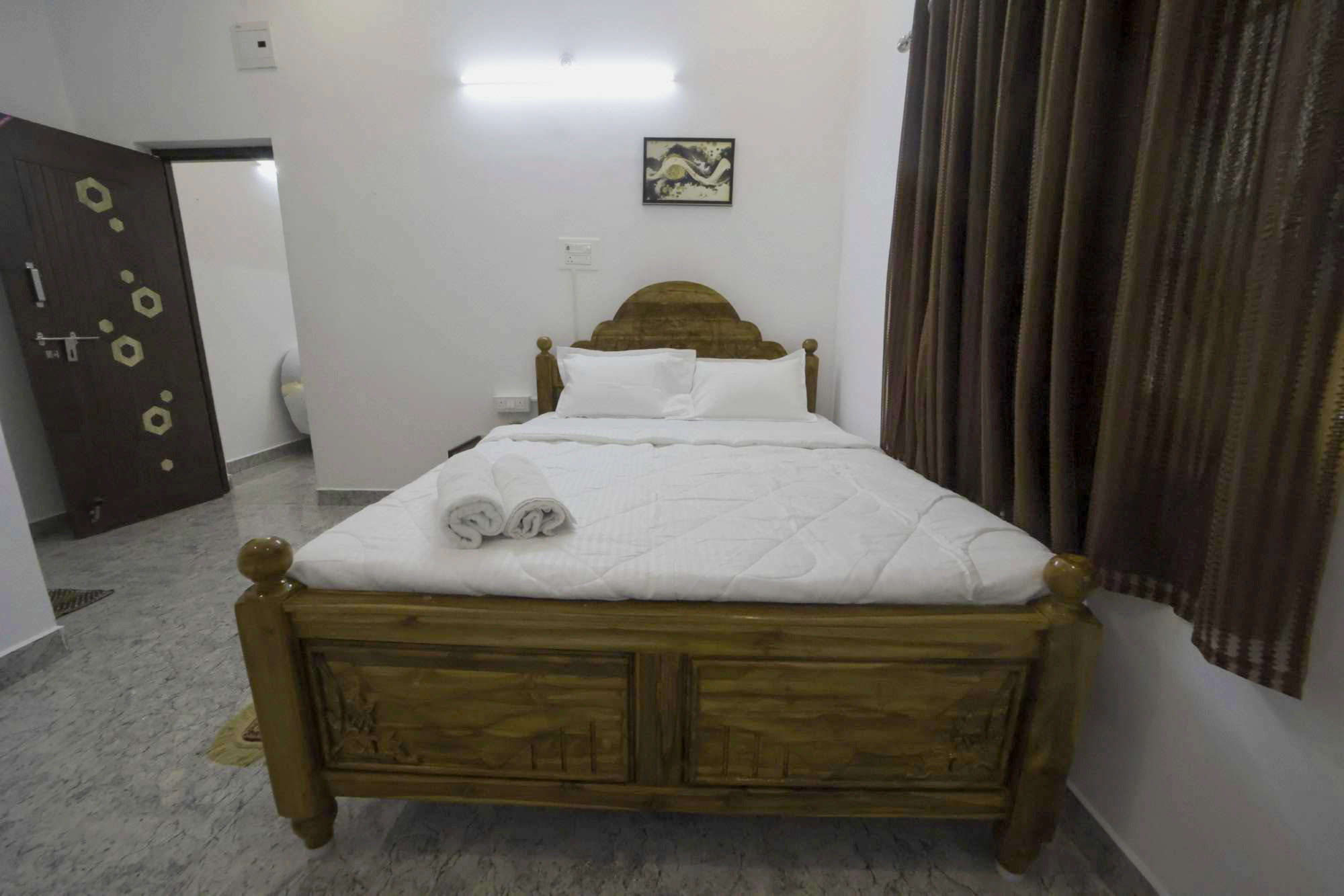 Krishna 1BHK AC 