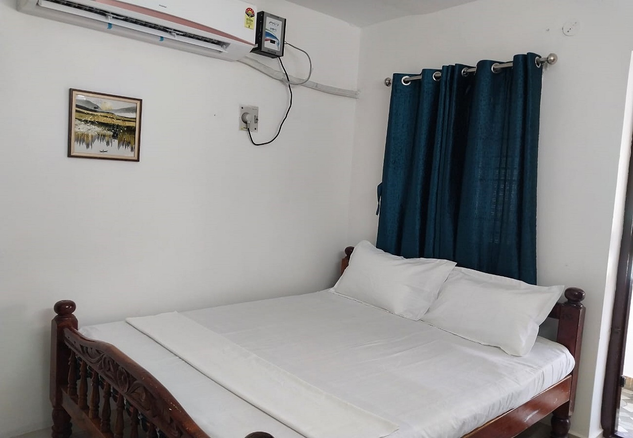  Ramana AC Room 