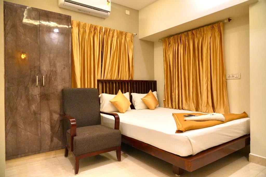 DELUXE ROOM 