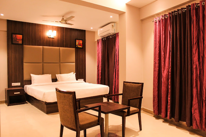 Deluxe Suite 