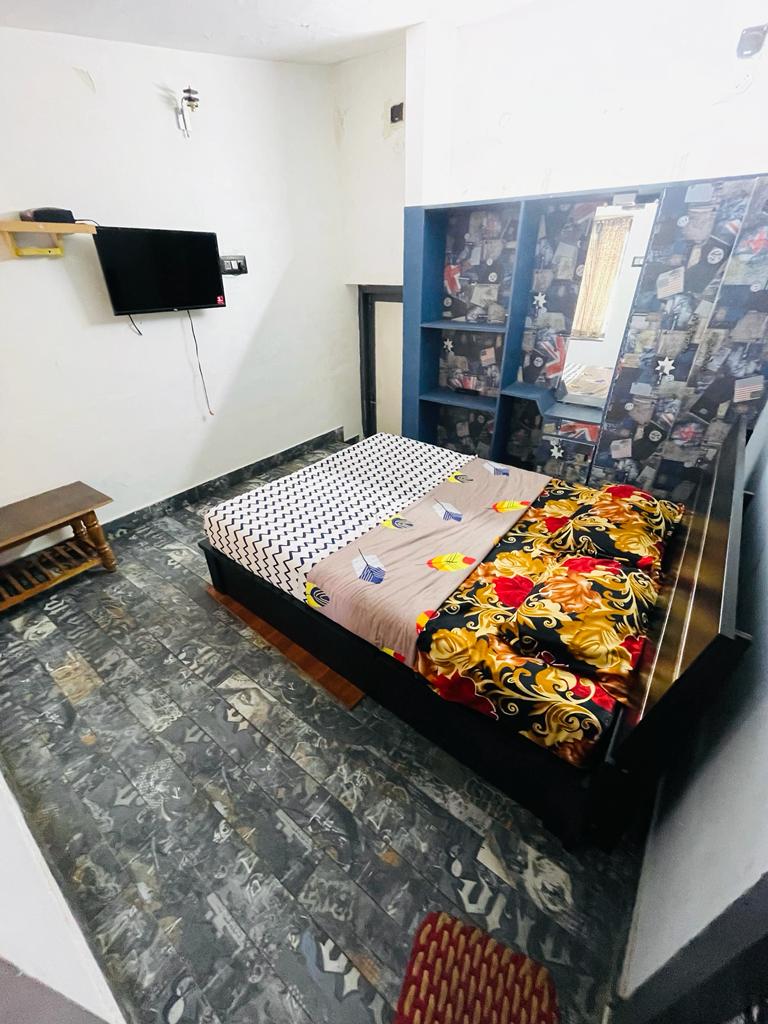 1BHK Standard Double bed Room 