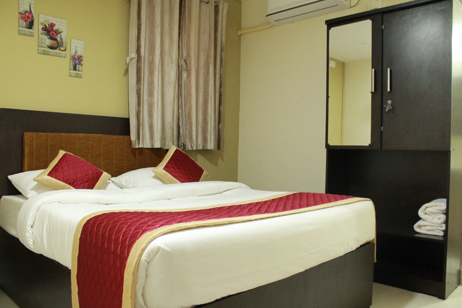 Executive Room 