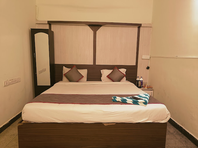 Deluxe A/C Room 