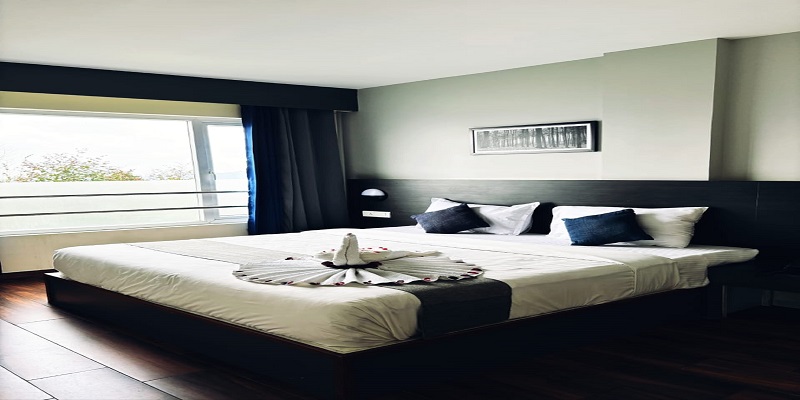 Family Premium Suite with Valley View 