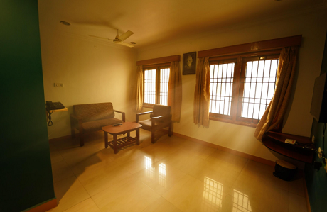 SUITE ROOM 