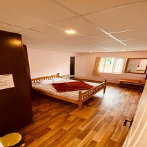 1BHK 