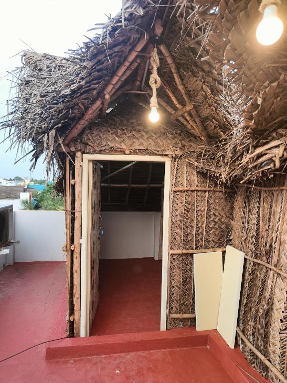 Hut with Bathroom 