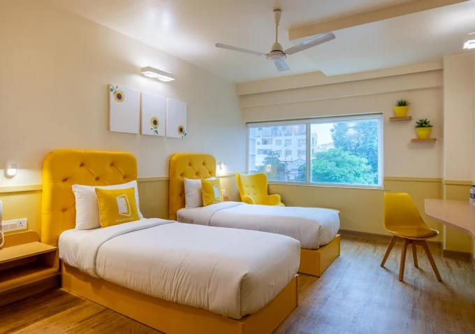 Standard Twin Room 