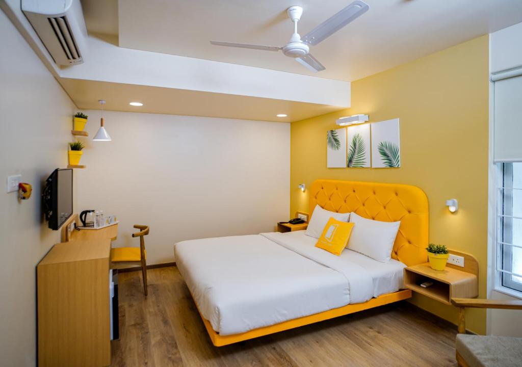 Standard King Room 