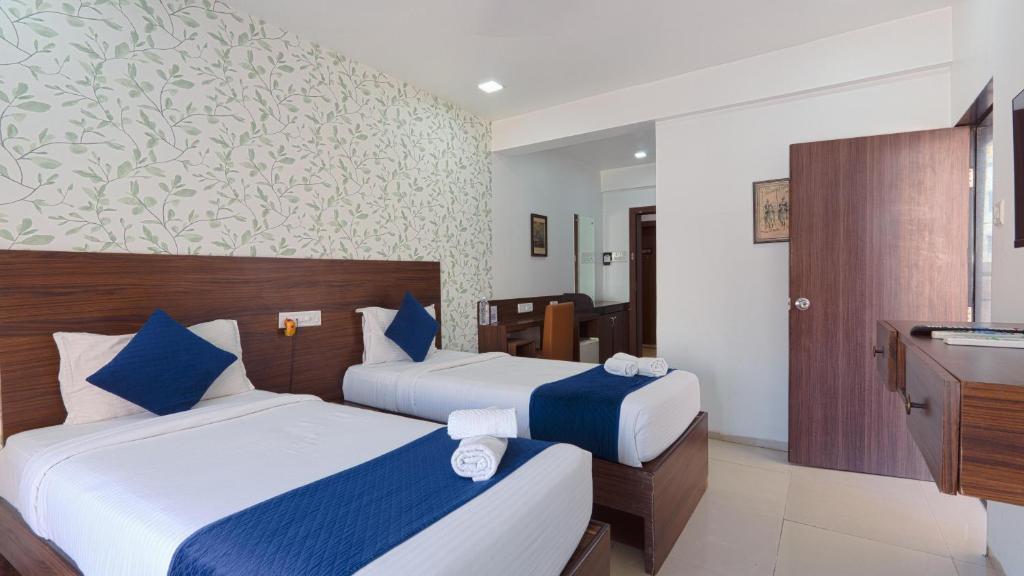 Deluxe Twin Sharing Room (2X) 