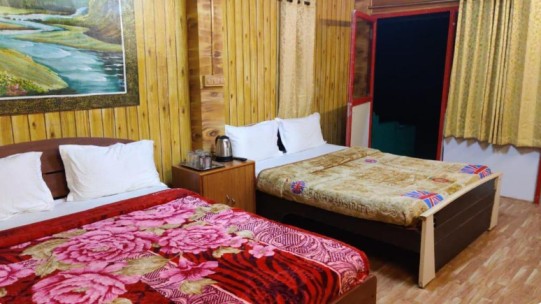 Double bed room 