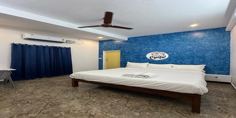 Deluxe Room with Balcony 