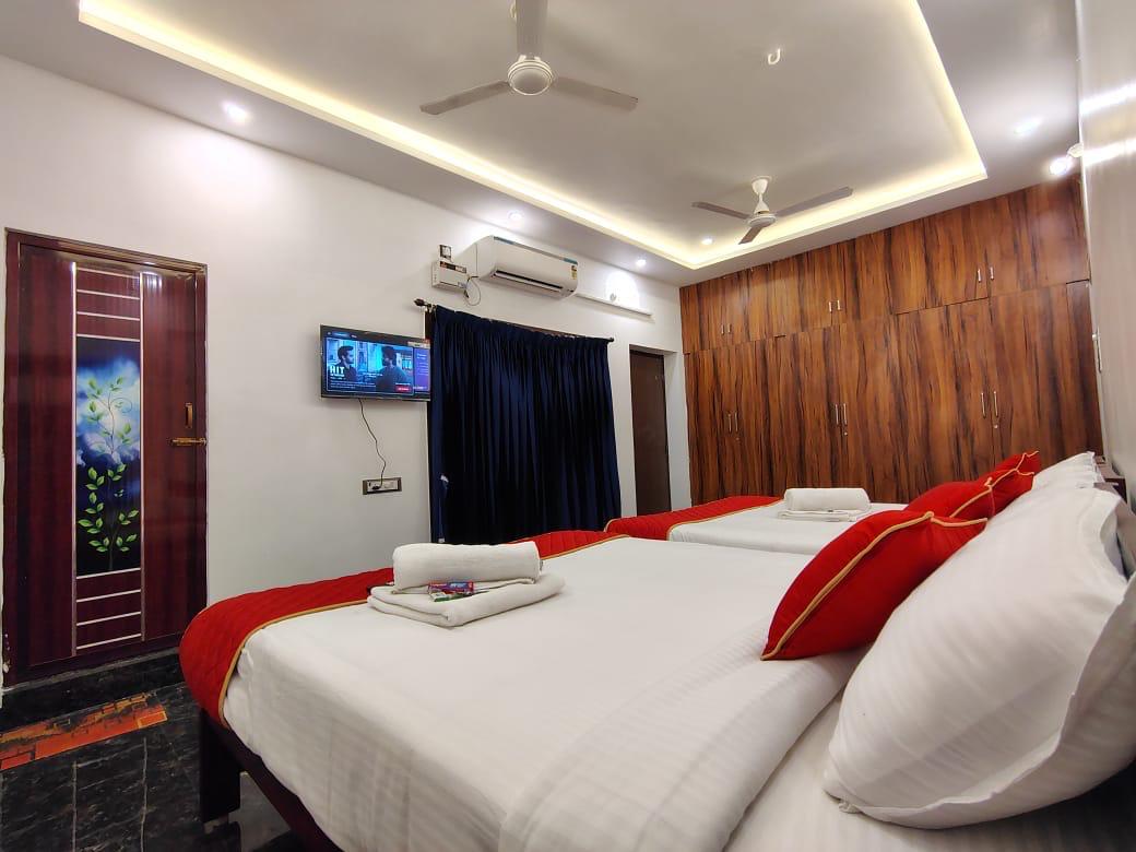 Family Suite with Balcony 