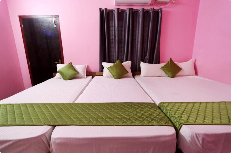 Triple Room 