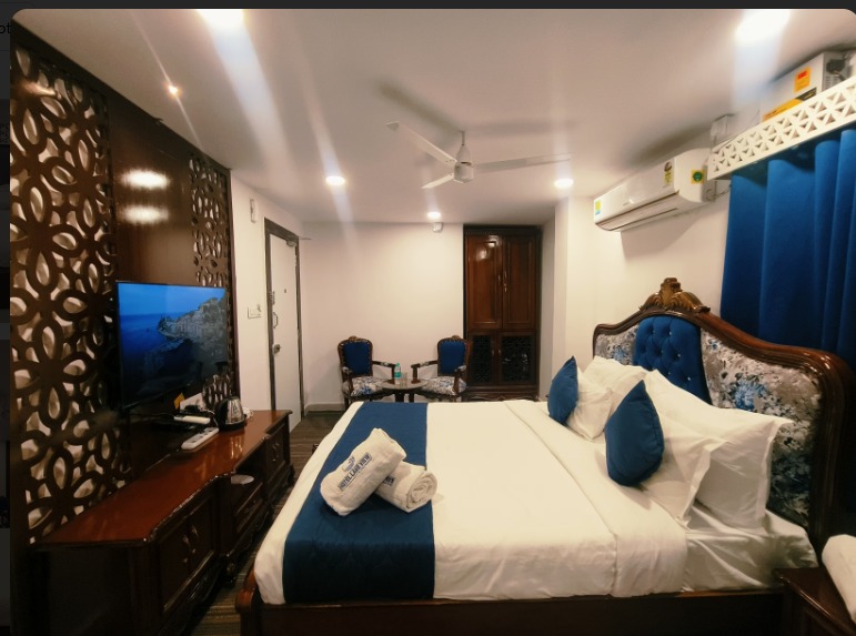 Deluxe Double Bed Room  