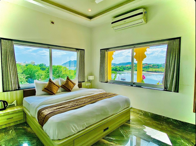 Superior Double Room 