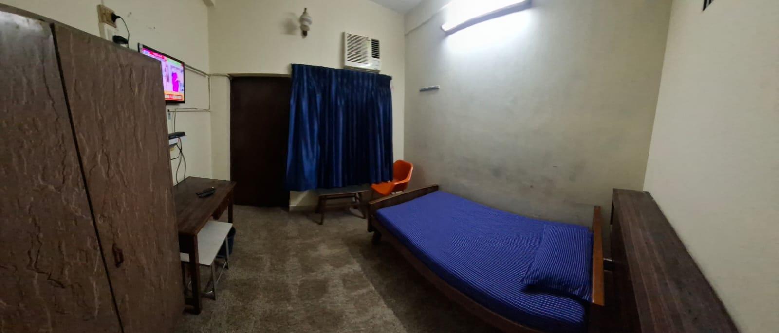 Single Room 